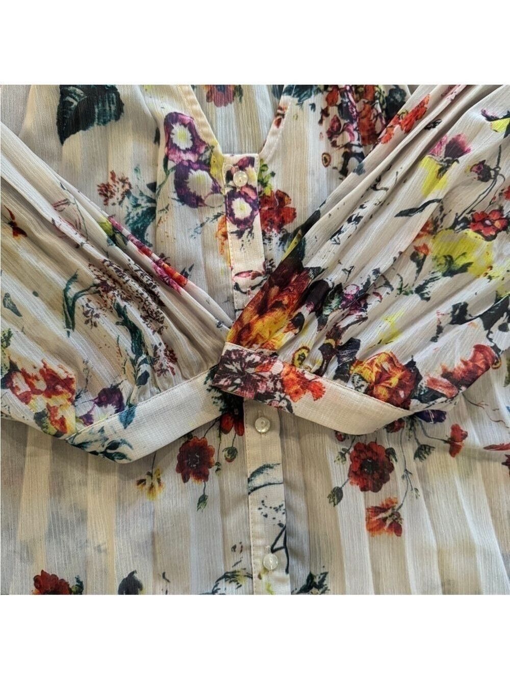 Bishop + Young Accordion Pleated Sheer Floral Blouse Size Small - Picture 2 of 16